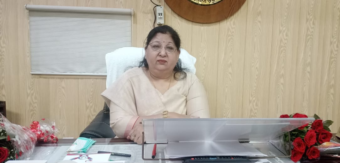 Dr. Seema Garg takes charge of Acting Civil Surgeon Hoshiarpur